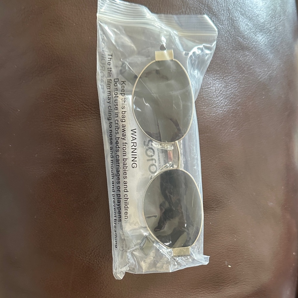 Stylish Gold and Black Women's Sunglasses